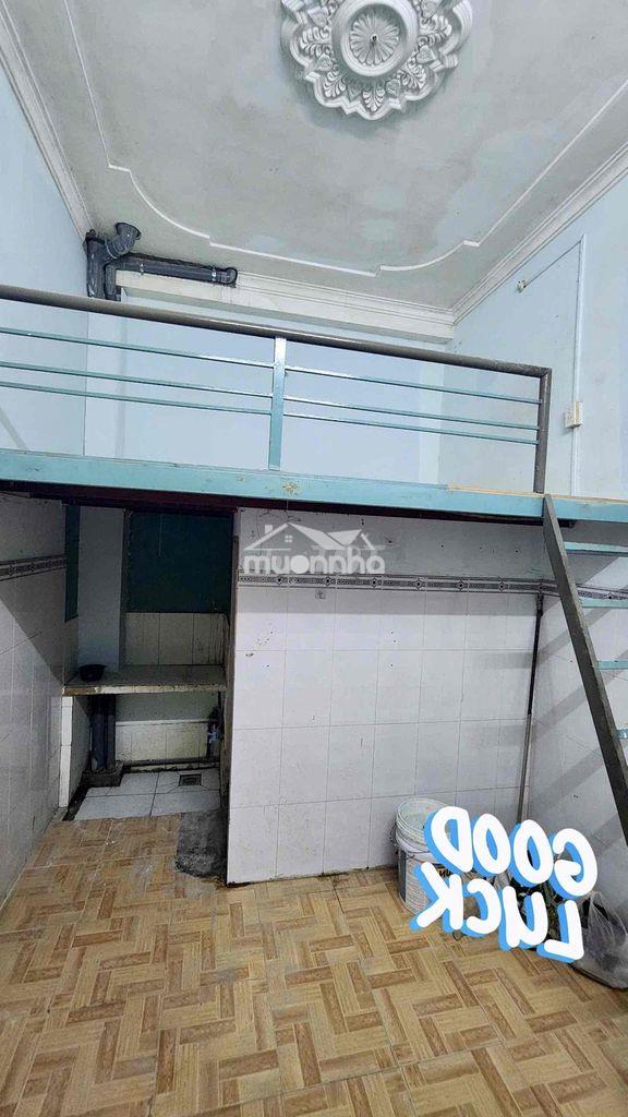 Đ.học văn lang, cho thuê phòng có gác ,nguyễn thái sơn p.5 từ 2,3tr - 2