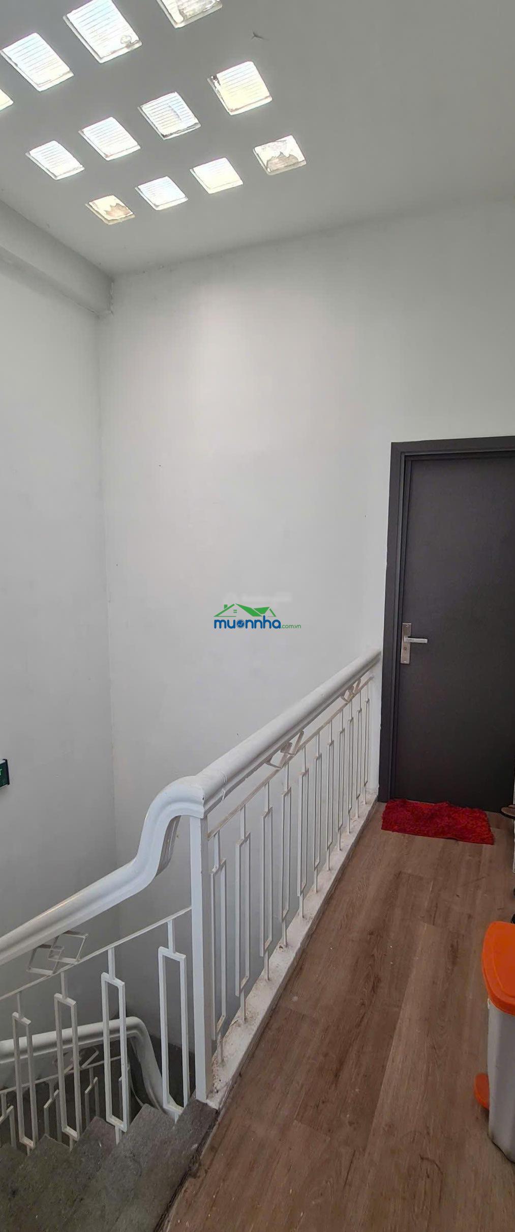 Bán nhà lê thánh tôn 42.4m² - 4 tầng - 15.5 tỷ - hẻm quận 1