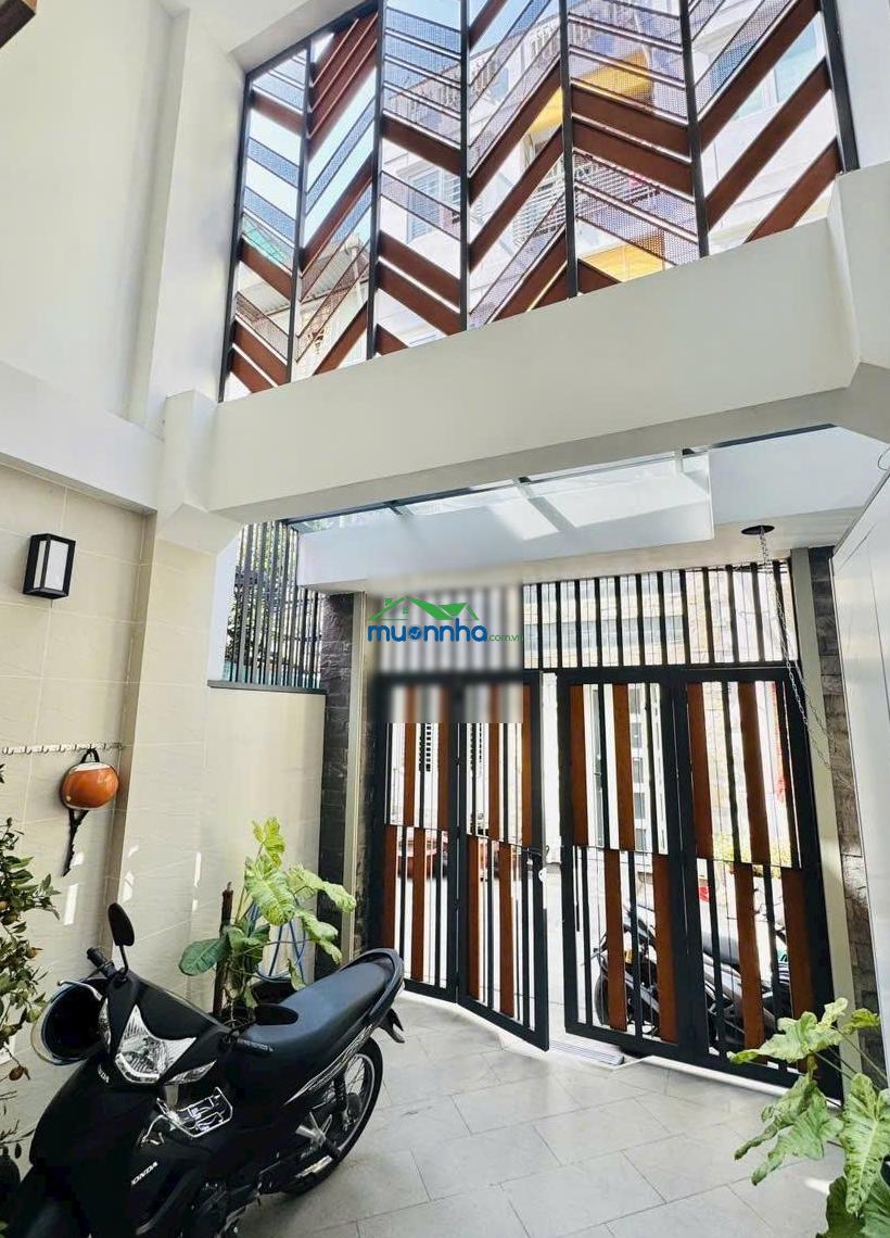 Nhà đẹp hẻm 51 cao thắng, p. bàn cờ. dt 57m² - 5 tầng có thang máy - 2