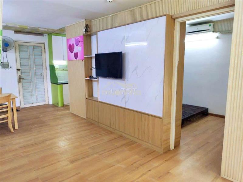 Căn hộ tầng 1 ngay góc cầu thang bộ