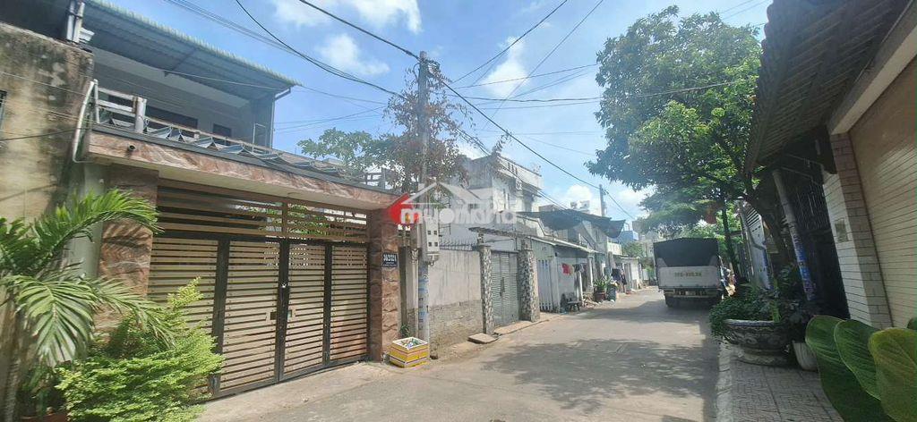 Cho thuê nhà 1 trệt 1 lầu , 3pn. đường gs18. p. dĩ an, giá 10 triệu/th - 2