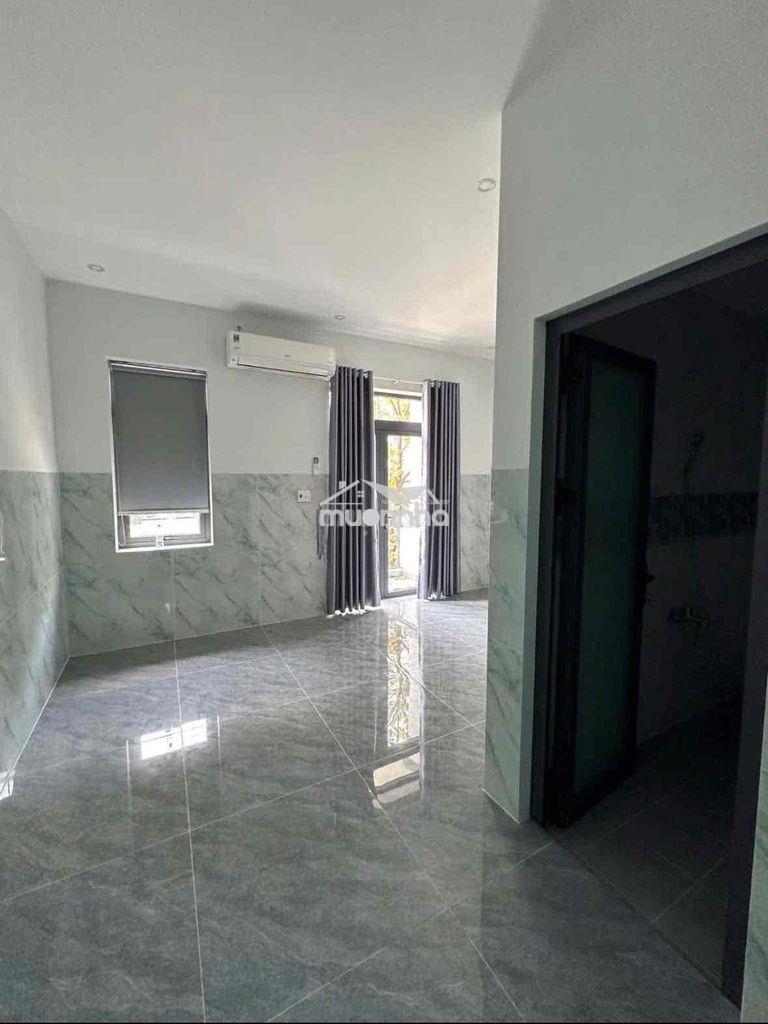 Nhà 1 trệt 2 lầu ngay vòng xoay kim hằng - 3