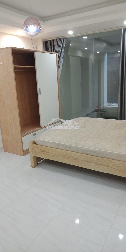 Chính chủ- tầng1-2pn-1wc - dtsd: c+r: 60+30=90m2- tiện nghi - tqd- q3