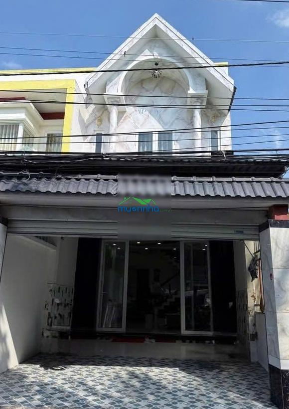 Cần thanh lý gấp nhà 1 trệt 1 lầu nằm gần trung tâm thành phố