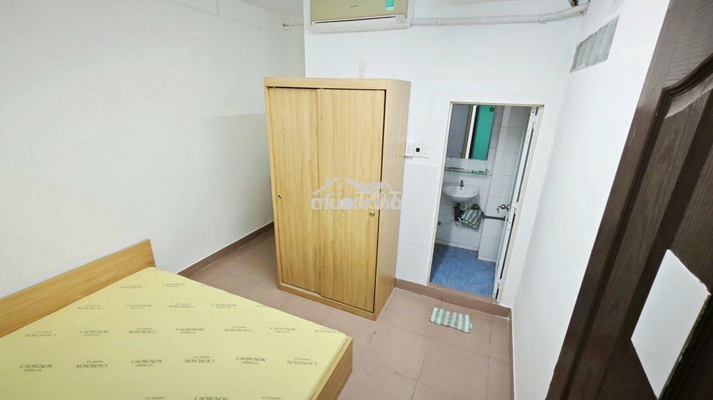 Cho thuê phòng y hình phạm thế hiển , p5, q8 giờ tự do - giá 3tr5 - 3