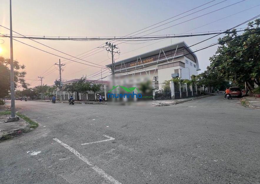 Bán nhà, hơn 6 tỷ, 4 tầng, 8.6x15, hxt, gần n.v.tạo, n.bè - 3