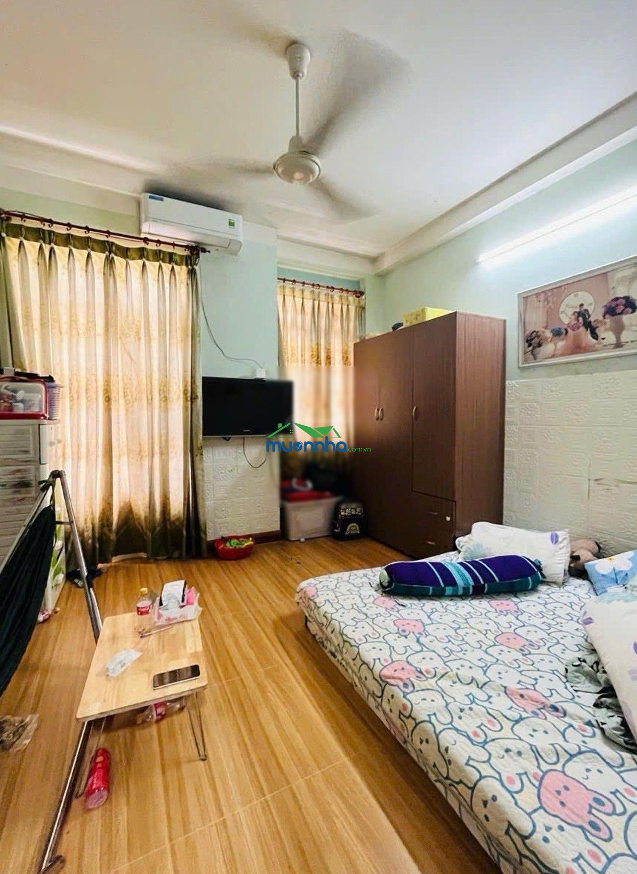 Xe hơi đậu cửa 40m² 3 tầng, gần siêu thị emart 2. nhỉnh 5 tỷ - 4
