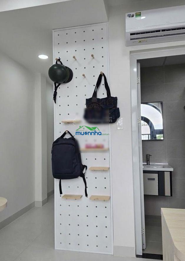 Bán tòa chdv 6 tầng 80m2 (4x20m) khu vip tên lửa, 12 p.cao cấp, dòng tiền 45 tr/t giá nhỉnh 8 tỷ - 4