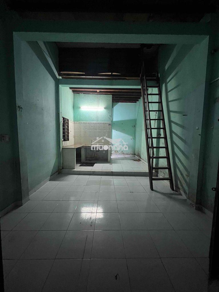 Nhà bà điểm 11, sau bến xe an sương - 2