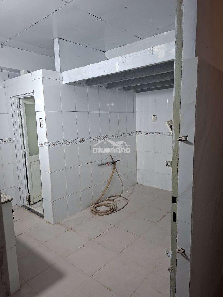 Phòng cho thuê gần chợ phạm thế hiển - 2