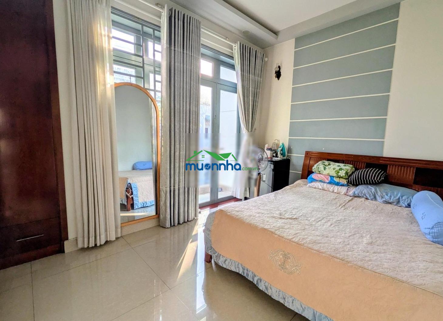 Bán nhà trong khu nhà phố, biệt thự, ngay osimi, đường ô tô, phân khu bàn cờ