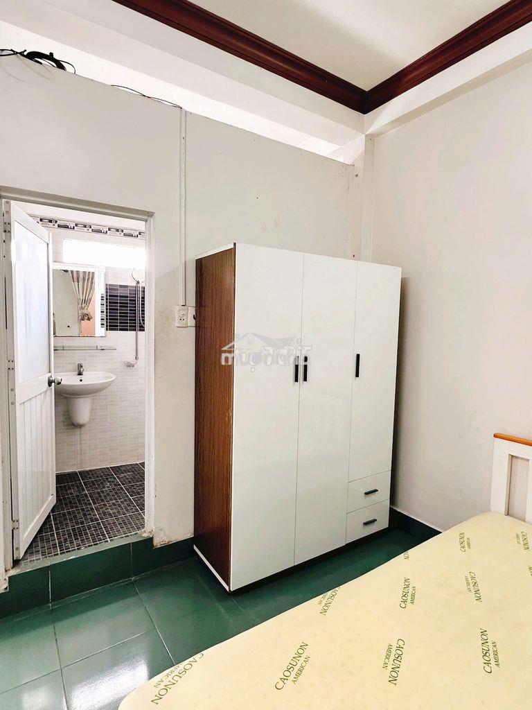 Cho thuê căn  full nội thất - mặt tiền trường sa - 3
