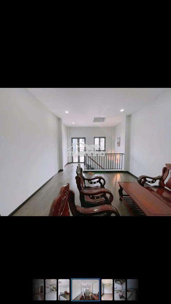 Cho thuê nhà mt hẻm thông ds28 p5 4pn 3wc - 4