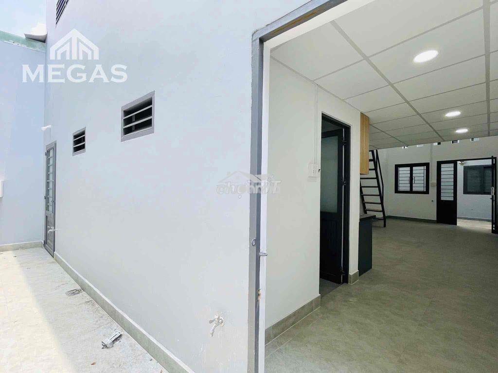 Cho thuê duplex rộng 50m2 ngay ngã tư 4 xã - 4