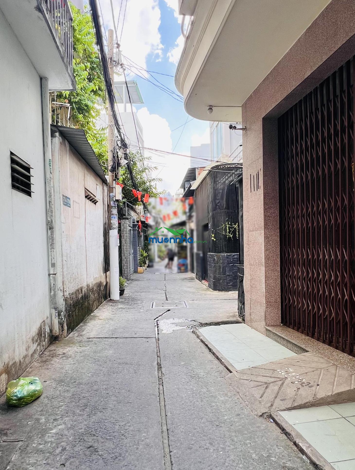 Thực sự hiếm - 3 tầng - 46m - 4,5 tỉ - hẻm thông - ngã tư bảy hiền - p12 tân bình