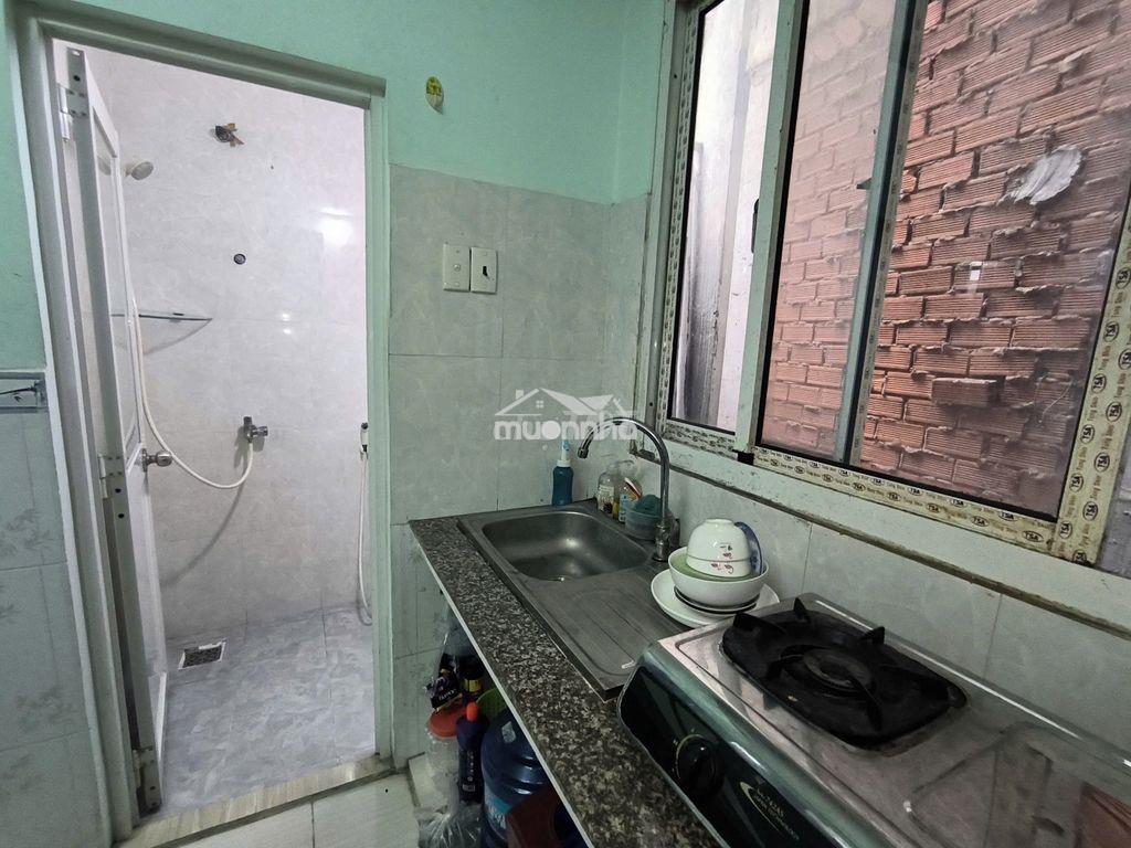 Phòng trống ở liền - 4