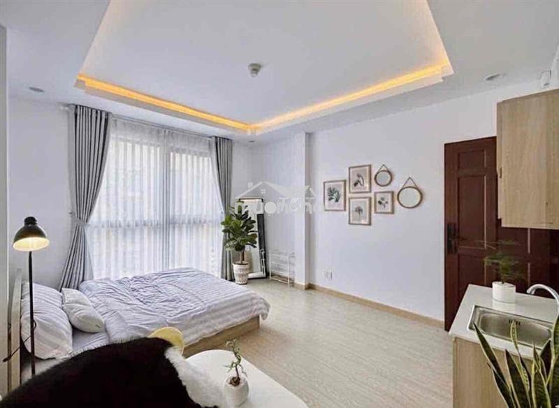 Studio mặt tiền quận 5,thang máy trống sẵn cho thuê