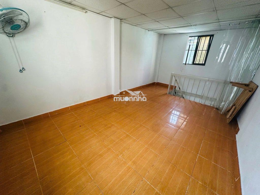 Sát vách phạm văn đồng - phường hạnh thông quận gò vấp - 43m2 x 2 tầng - 4