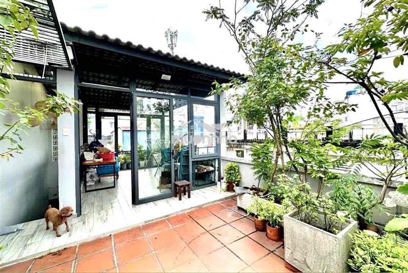 Bán siêu phẩm 3 tầng bến vân đồn, ngang 4.9m, nhà đẹp vào ở ngay.