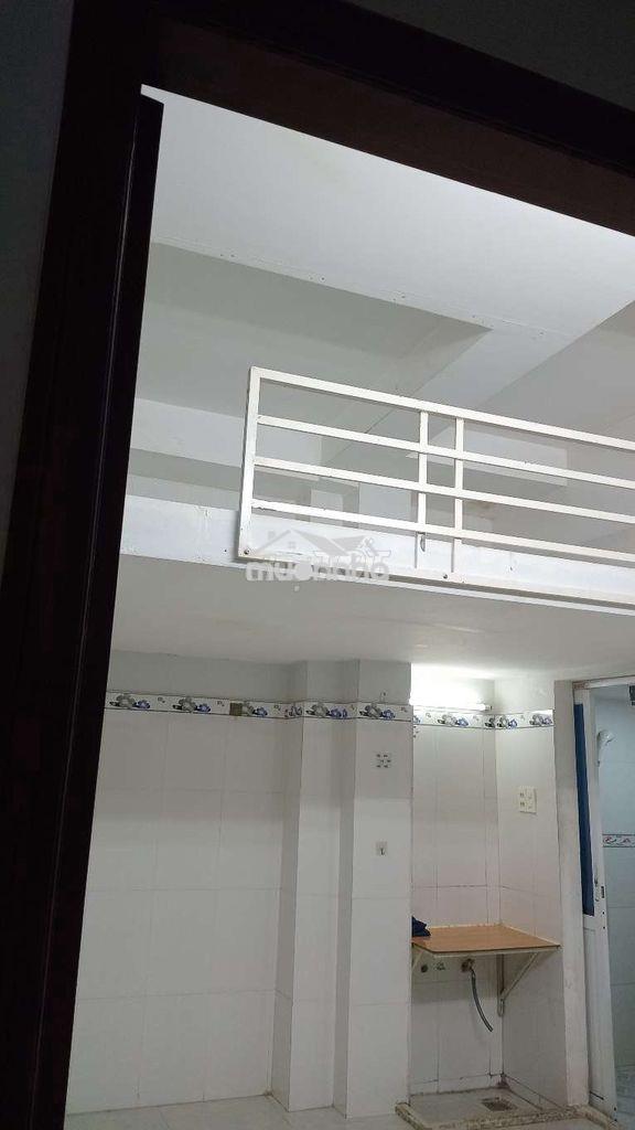 Phòng mới giá rẻ có gác 2,7triệu, đường nguyễn sơn