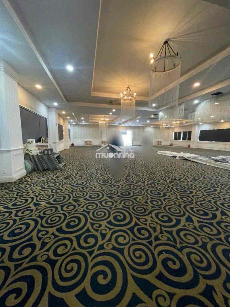 Cho thuê tòa nhà 2.400m2 sàn trung tâm thủ dầu một - mặt tiền đường lớ - 4