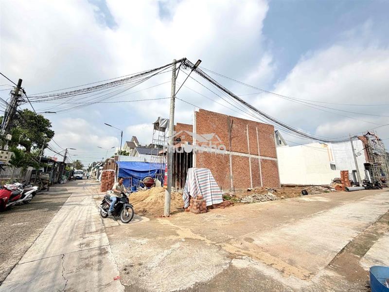 Chính chủ bán lô góc 2 mt hẻm xe tải p.hố nai ngay giáo xứ bắc hải,shr