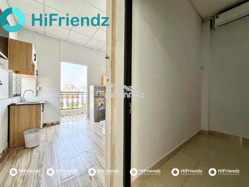 Căn hộ 2 phòng ngủ ban công tách bếp full nội thất - gần đại học mở