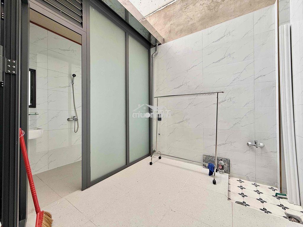 Chdv full nt 40m2 sân sau thoáng - ngay lạc long quân - 3