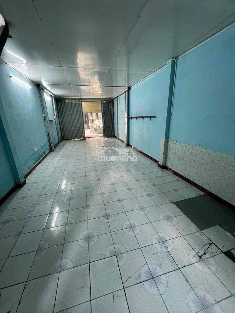 Cần cho thuê nhà làm kho và sản xuất 4x16m đúc lừng trống suốt 8.5tr