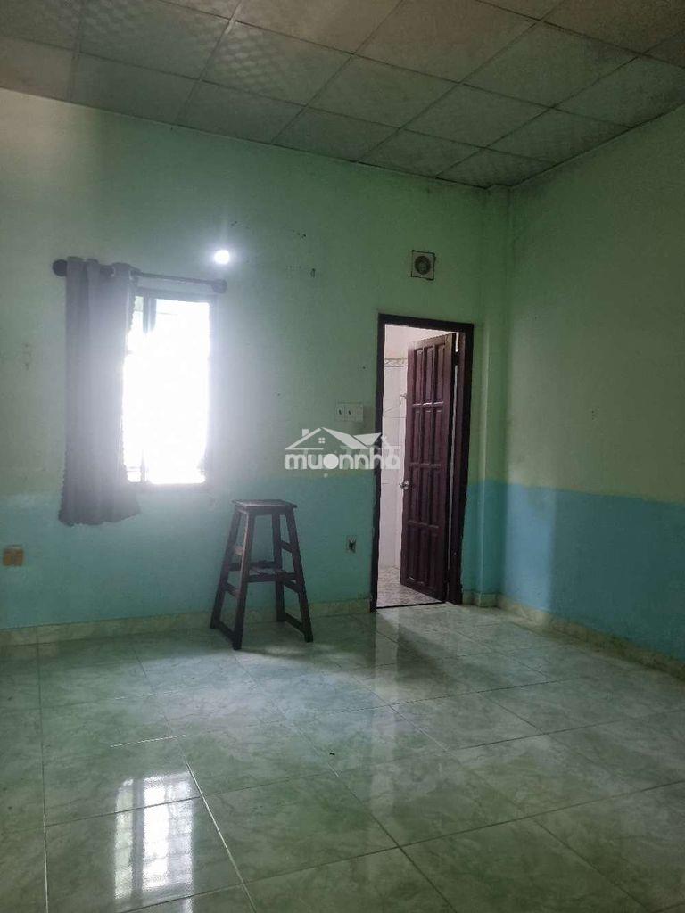 Cg
cho thuê nhà bà điểm
dt 4*20 -2pn -2wc
đường xe tải - 3