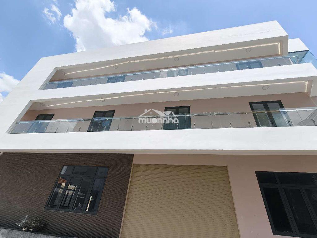 Nhà lớn mới xây trống suốt 1400m2 - 4