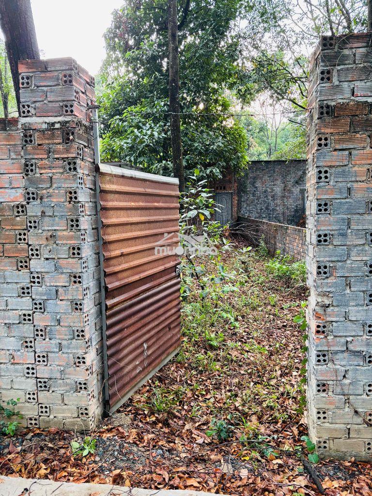 Cần tiền bán gấp nhà tạm