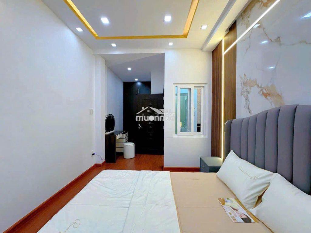 Cho thuê nhà hxh quận tân bình ngang 4x20m -- 4 phòng ngủ - 4