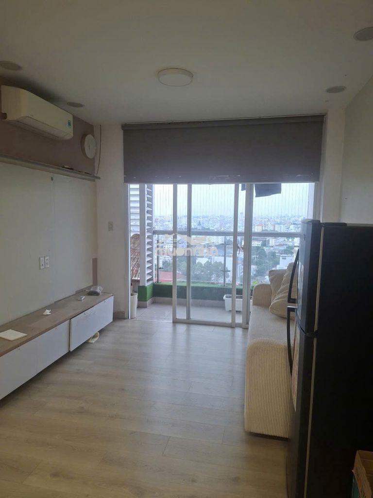 Cho thuê cuối tháng 6 ở căn 2pn 64m2 9tr5/thang có nội thất