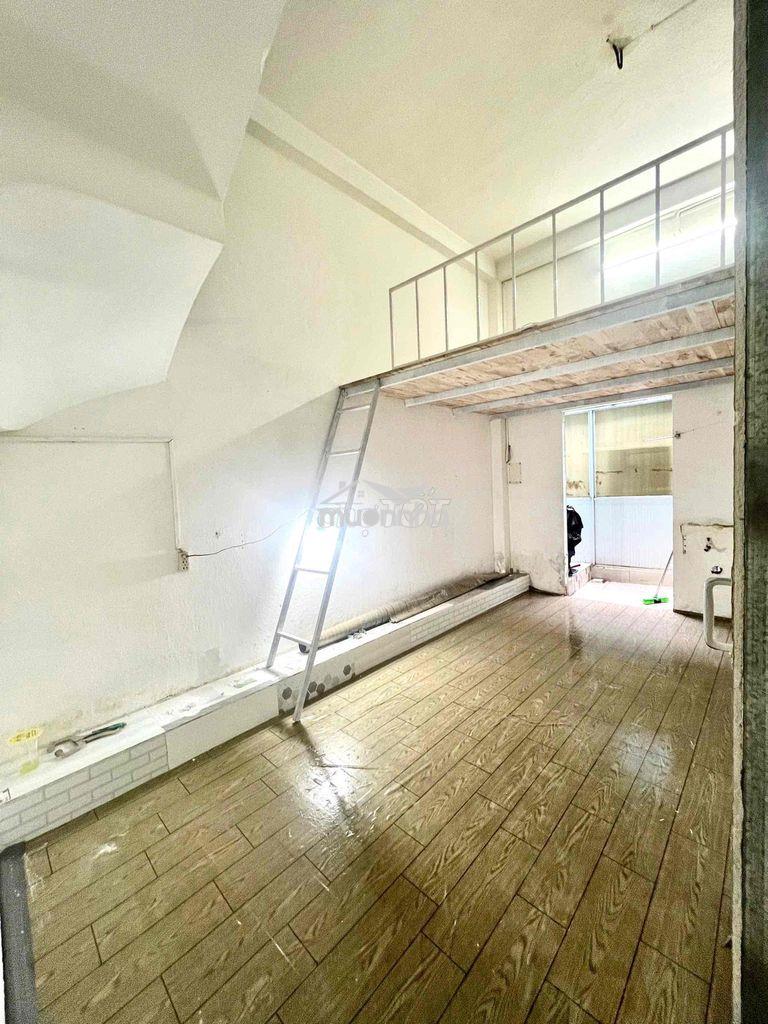 Cho thuê phòng quận10,có gác,wc riêng