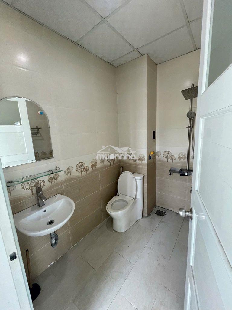Giáp q7, cách tđt , rmit , pmh , lotte q7 chỉ 5’  - giá 3tr - 4