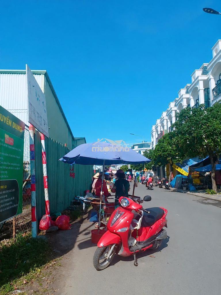 Cho thuê nhà mặt tiền ngay chợ - kinh doanh thuận lợi - chỉ 12tr/tháng