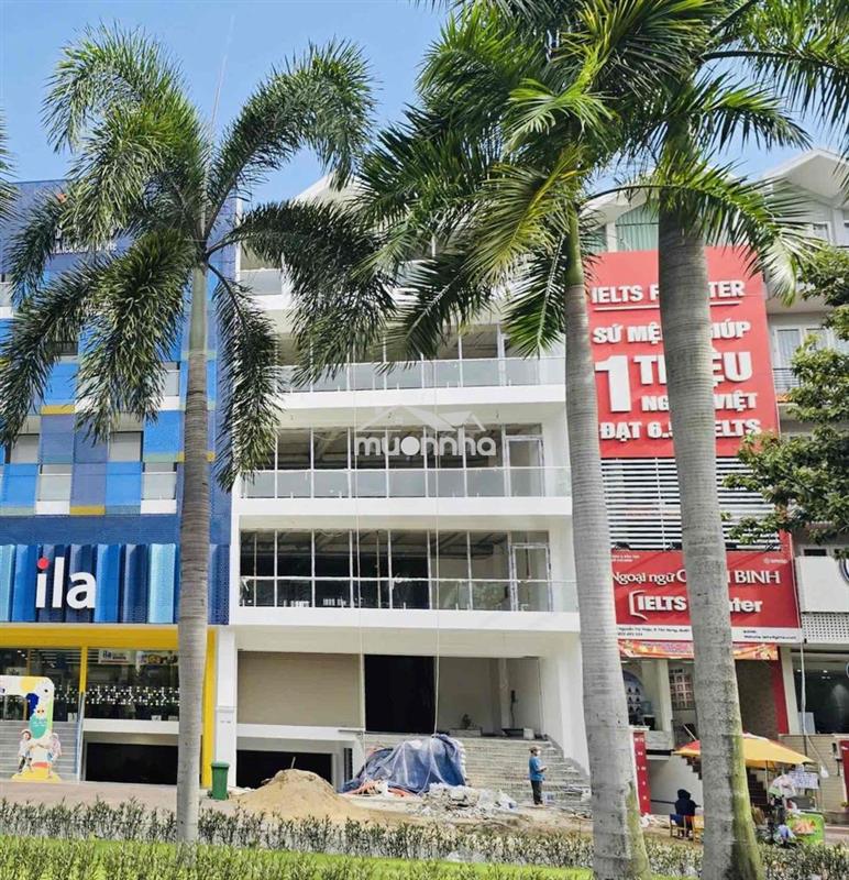 Cho thuê nhà nguyên căn 8m mặt tiền đường phan xích long q.phú nhuận