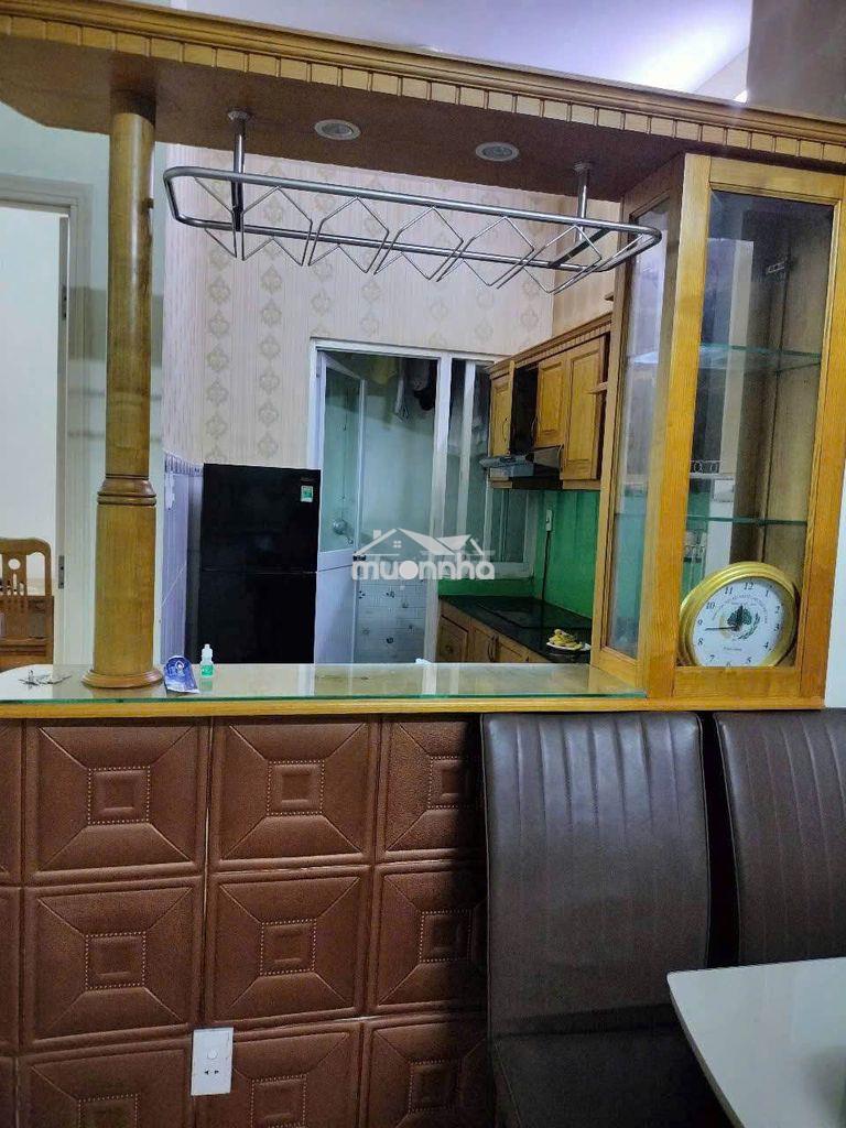 Cần bán gấp căn hộ 155 nguyễn chí thanh, p.9. q.5