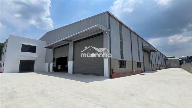 Xưởng 3200m2 ngay kcn nam tân uyên pccc tự động , g.tờ đầy đủ ,s.x 24h