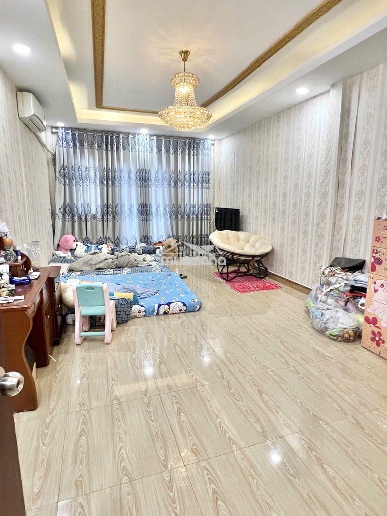 Hxh - hậu giang, q 6 -65m2, số vuông vức - đối diện công viên - 8.3 tỷ - 3