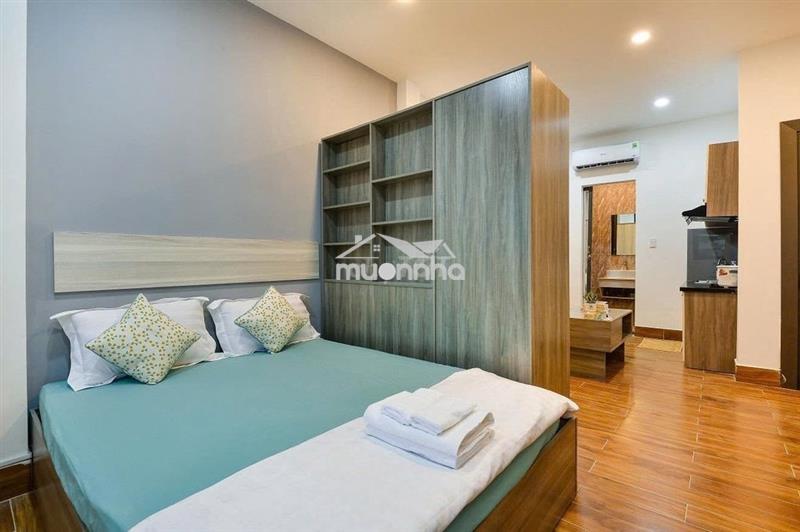 Studio cửa sổ lớn mới toanh full nội thất ngay cv hoàng văn thụ