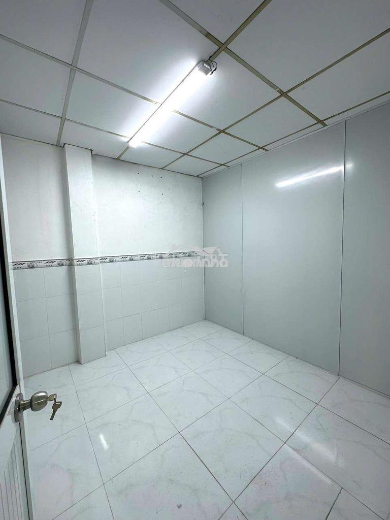 Nhà nguyên căn - 3