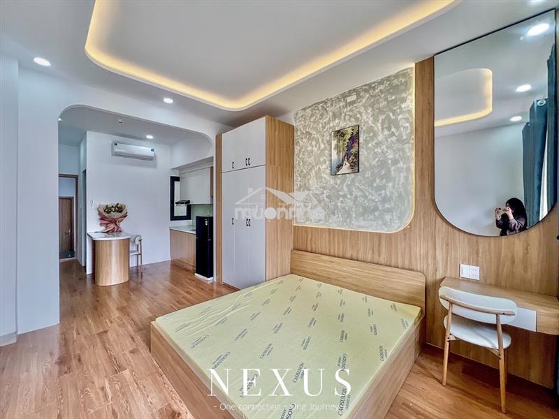 Căn hộ mới xây - ban công - full nội thất - ngay chợ tân hương