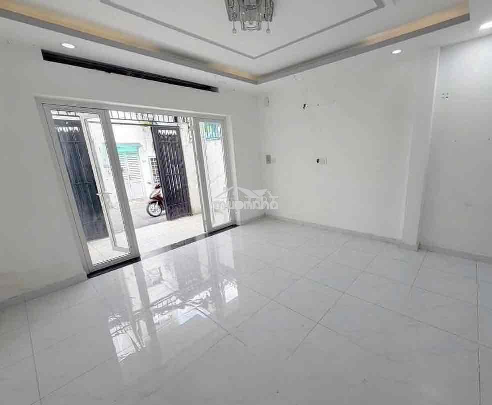 Nhà rộng - hẻm xe bán tải 🚛 🚘, 1 trệt 1 lầu, dt dài 4,5x 15m - 2