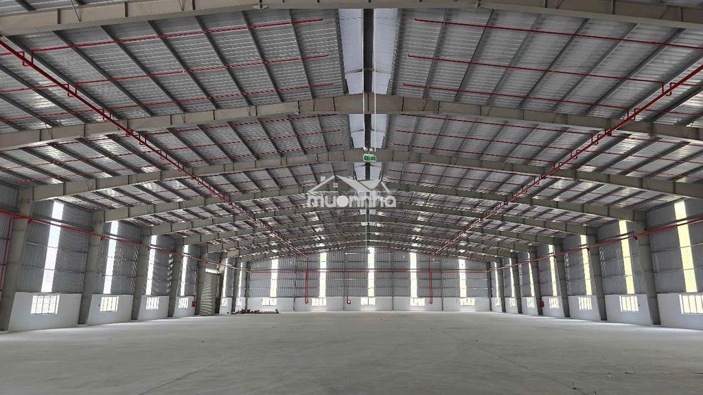 Xưởng 3200m2 ngay kcn nam tân uyên pccc tự động , g.tờ đầy đủ ,s.x 24h - 2