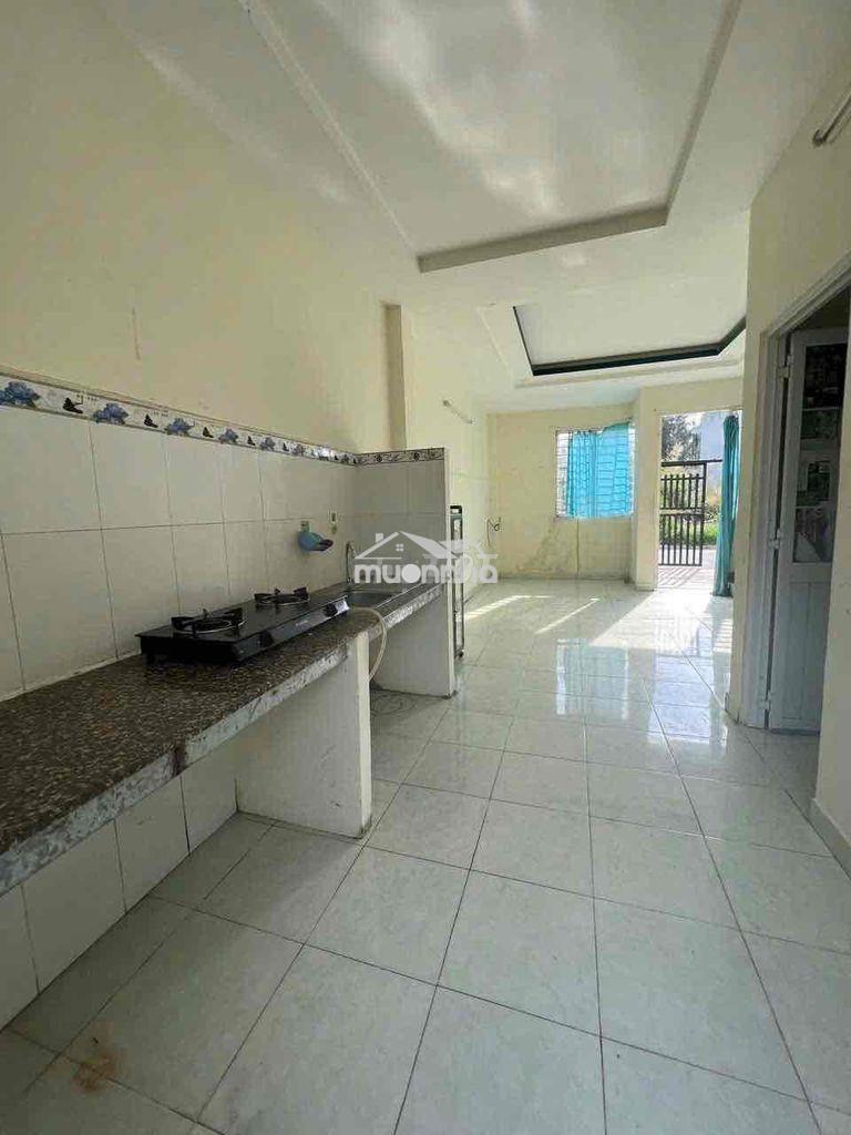 Nhà cho thuê 6tr nguyên căn hẻm 8met gần mặt tiền dg lê văn lương - 2