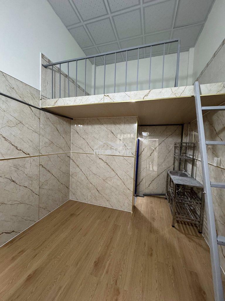 Bán trọ bến cát giá rẻ 300m2 có 2kiot +8p có thu nhập 16tr/th. gần kcn - 4