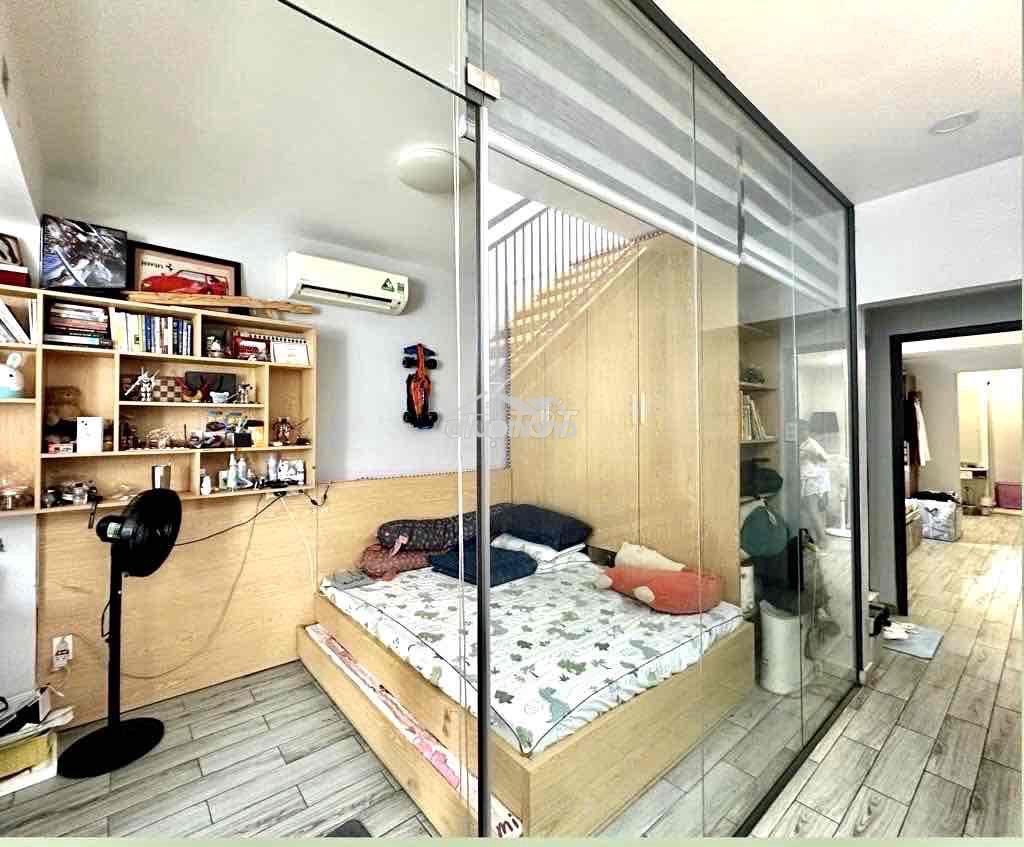 Bán siêu phẩm 3 tầng bến vân đồn, ngang 4.9m, nhà đẹp vào ở ngay. - 4