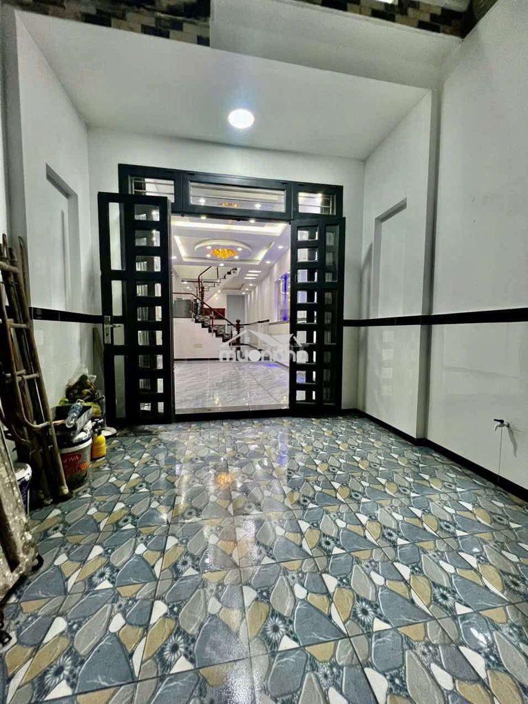 183/4 âu dương lân hẻm 6m.dt.4x17m 2 lầu 3 phòng  - 2